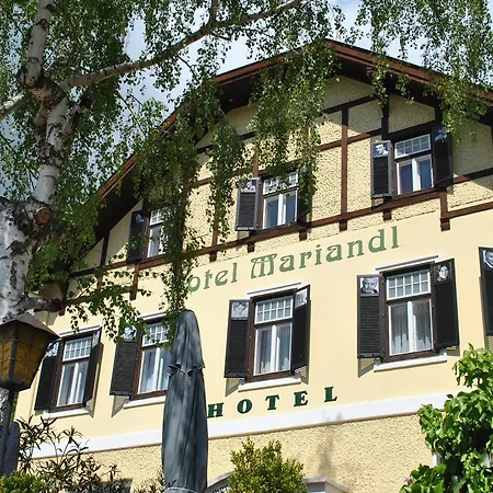 Mariandl Spitz an der Donau