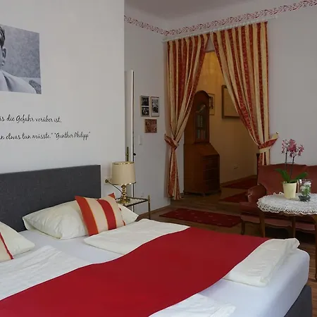 Mariandl Hotel 3*